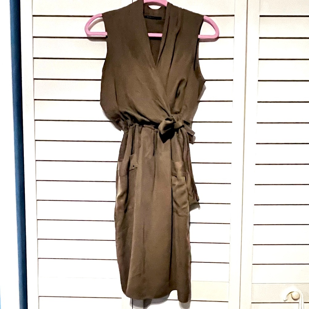 Elie Tahari green  dress small